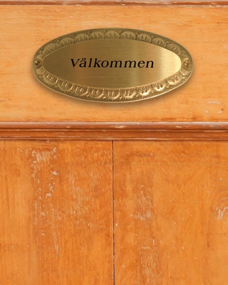 Dörrskylt i mässing